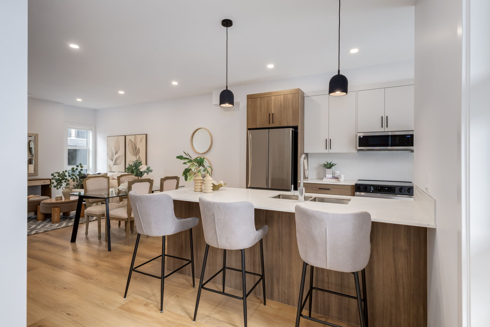 Loop 36 | One, two and three bedroom rental suites available in Calgary's Marda Loop.